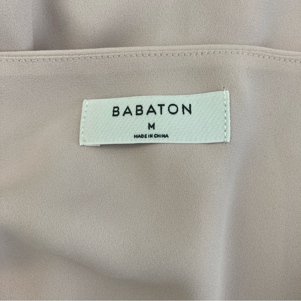 Aritizia Babaton Murphy Blouse Womens M Nude V-Neck Cropped Long Sleeved Office - Picture 7 of 14